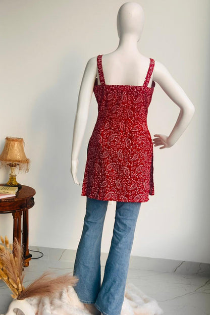 Gulnaar Cowrie Kurti